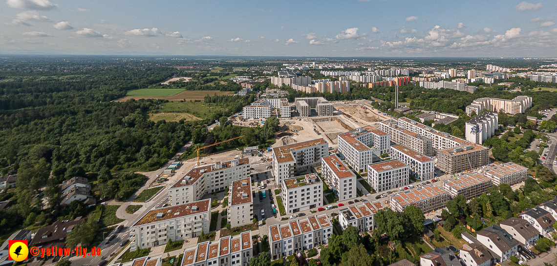 07.06.2023 - Aktuelle Luftbilder aus dem Alexisquartier und Pandion Verde in Neuperlach in München
